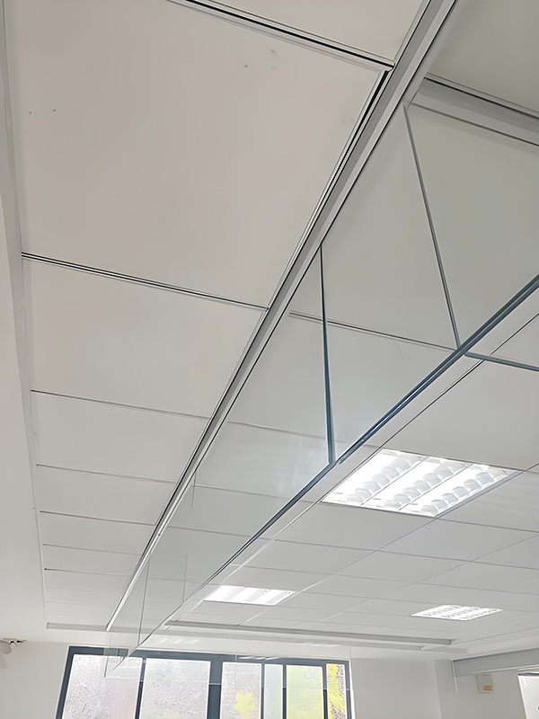 吴起玻璃吴起挡烟垂壁