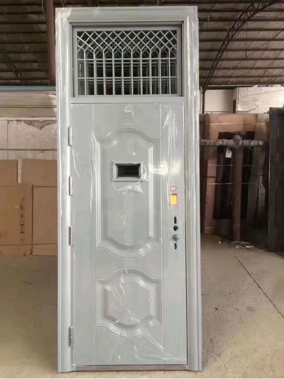 吴起学校教室门 吴起学校教室门