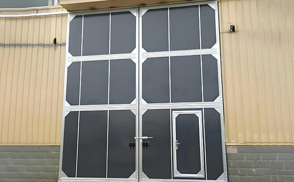 厂房吴起工业门选择与维护全解析：提升效率与安全的关键要素